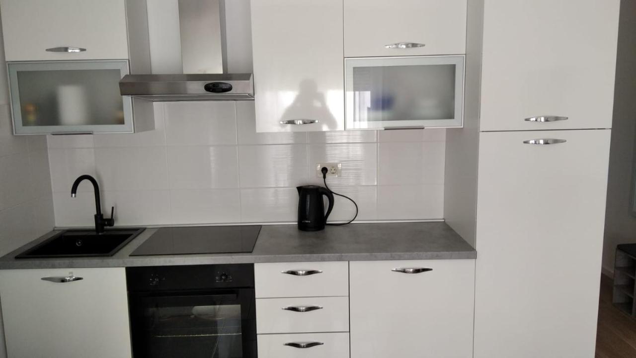 Gigo Apartment Pula Luaran gambar